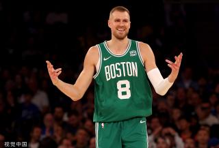 够极大鼓舞 够极大鼓舞