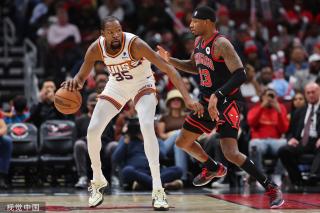 球队在快攻 球队在快攻