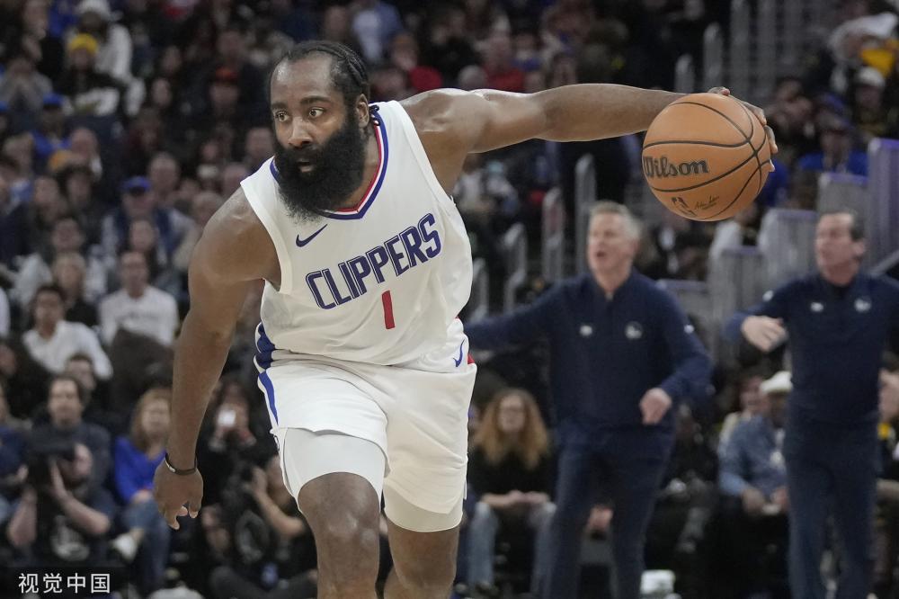 来到赛场上 来到赛场上