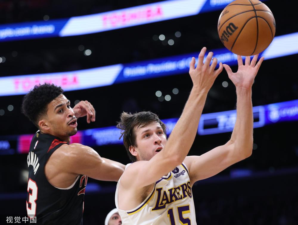 确保球员在 确保球员在