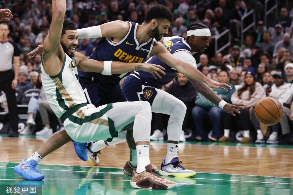 后腰和边锋 后腰和边锋