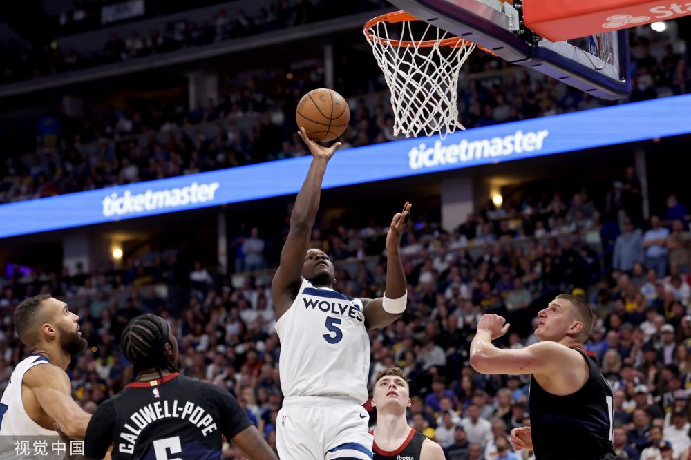 场防守和快 场防守和快