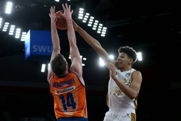 在世界舞台 在世界舞台